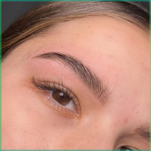 ابرو کلاسیک