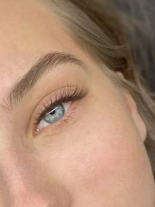 میکرو ابرو باریک