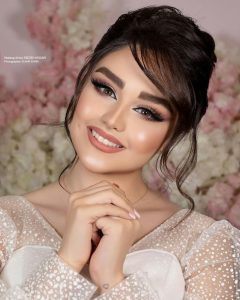 میکاپ پوست شفاف و درخشان